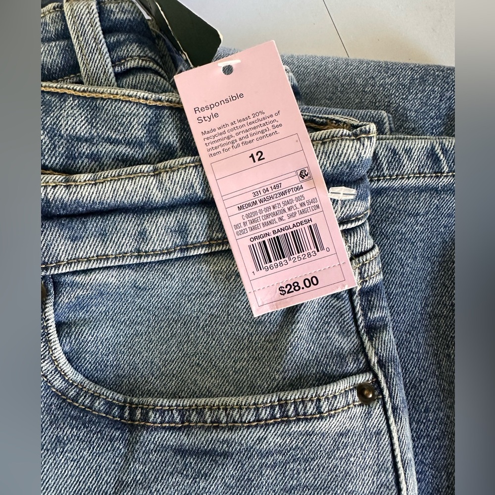 Women's High-Rise 90's Relaxed Slashed Straight Jeans Wild Fable readdescription - Picture 10 of 11